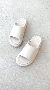 Thea Slide - Bone Leather