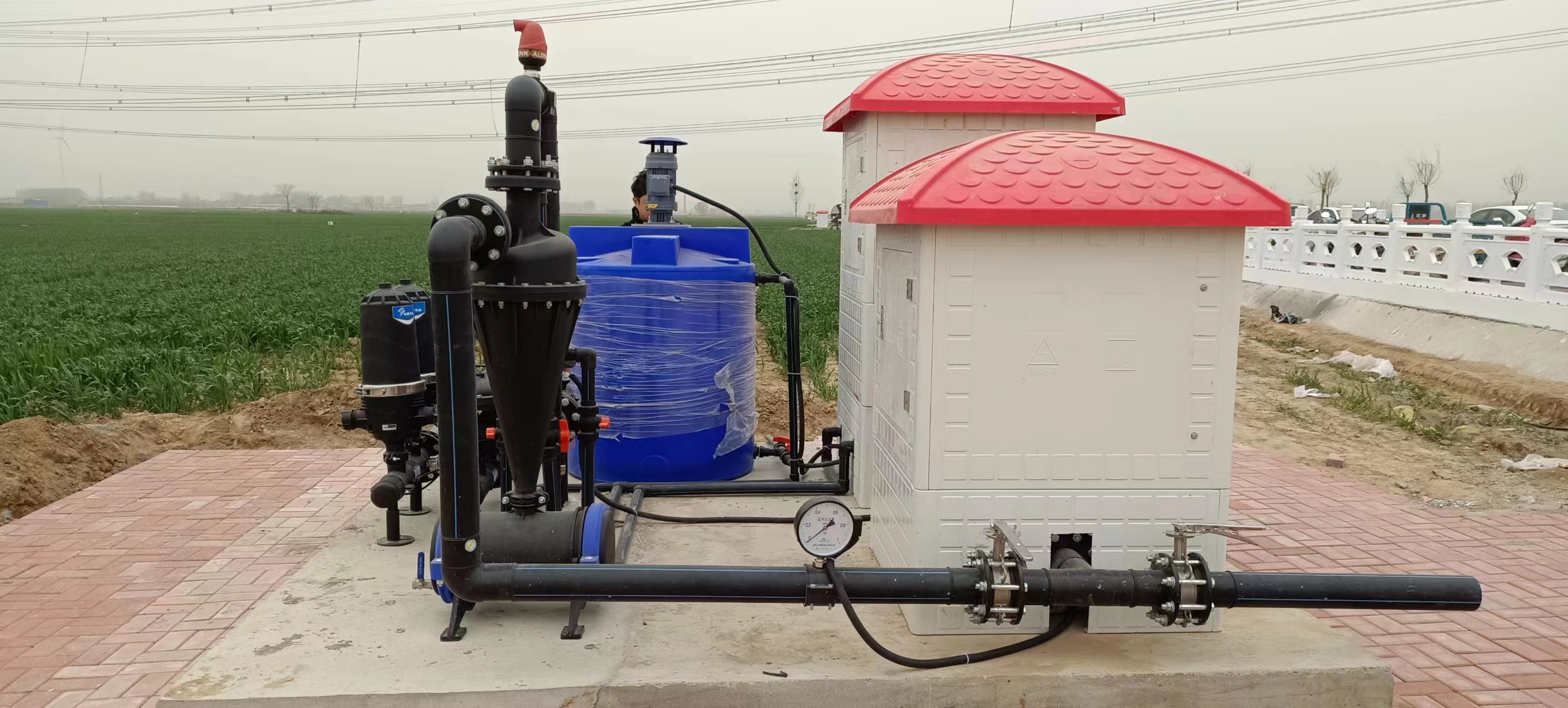 水電雙計(jì)量控制器質(zhì)量為基，服務(wù)為本，威盛機(jī)井灌溉控制器更上一層樓