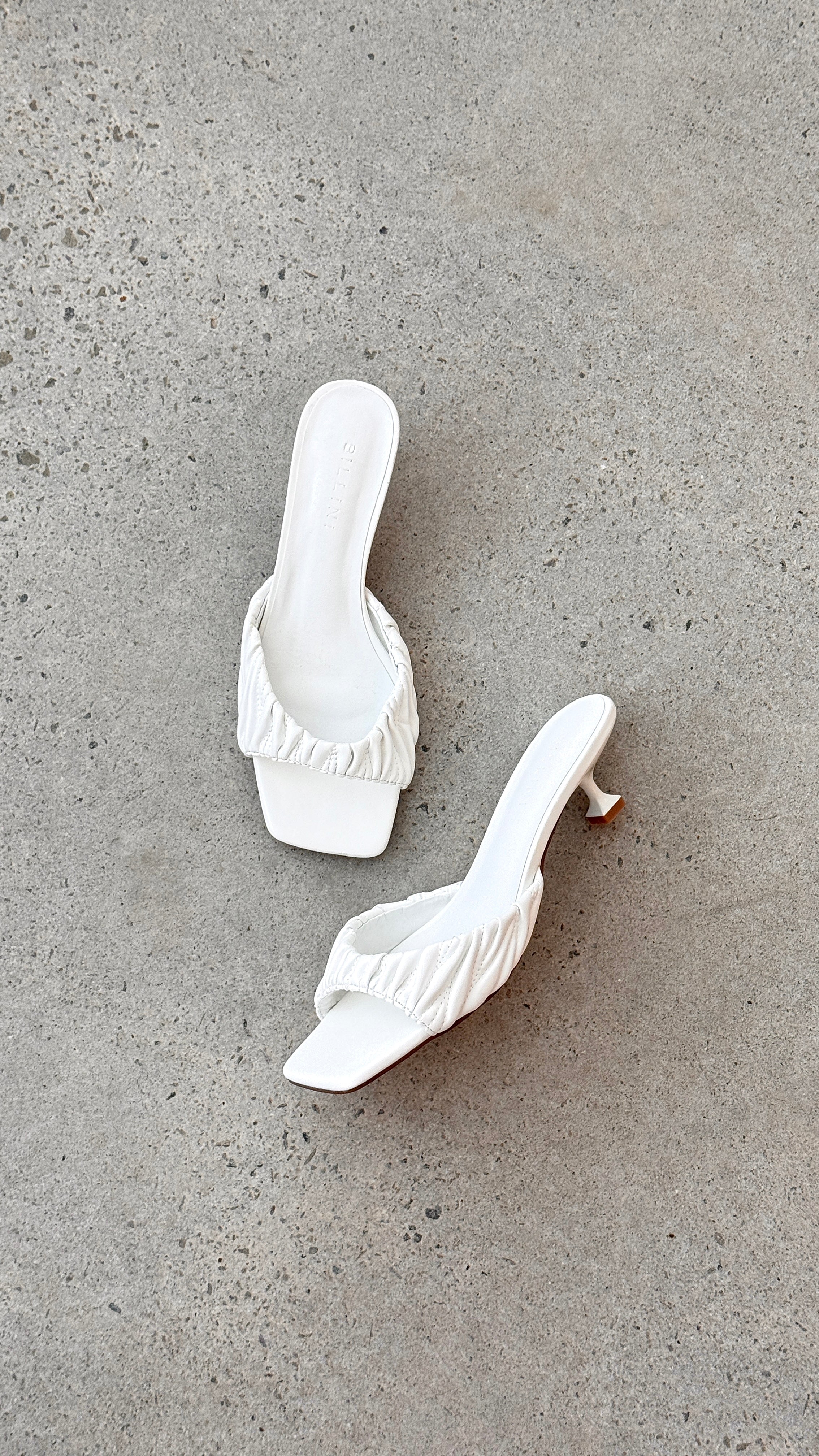 Pilar Heel - White