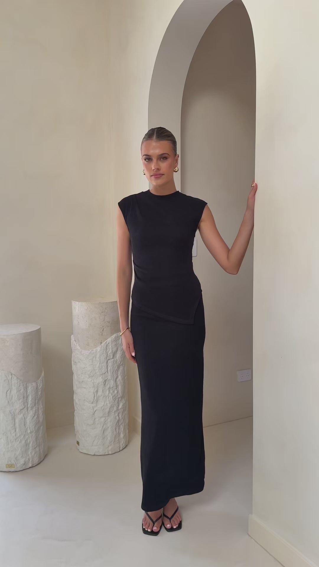 Kahili Maxi Skirt - Black